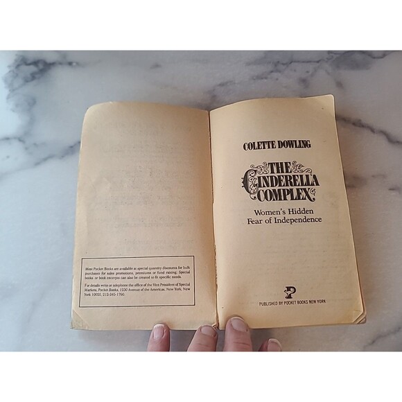 The Cinderella Complex by Colette Dowling (1982, Paperback) Women's Hidden Fear - Picture 3 of 10